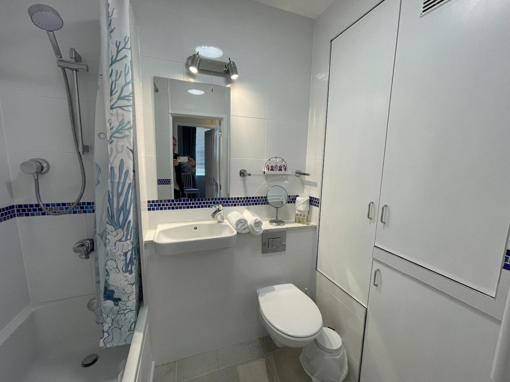 Lovely Seafront 2 Bedroom Apartment 4 Aberdyfi Exterior photo